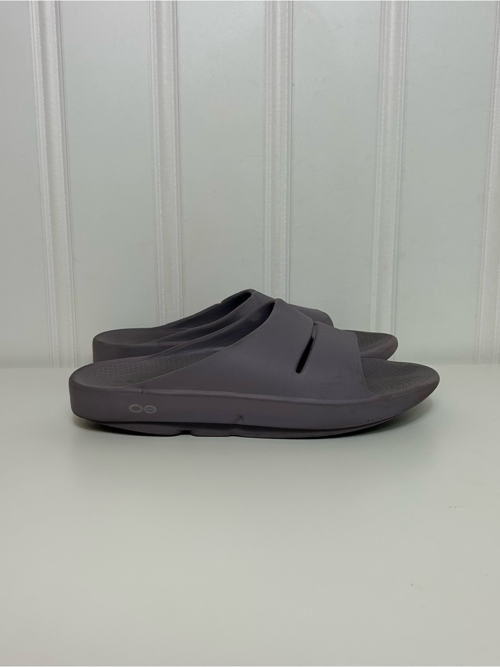 OOFOS ooahh sport slide sandals lilac purple women’s 8